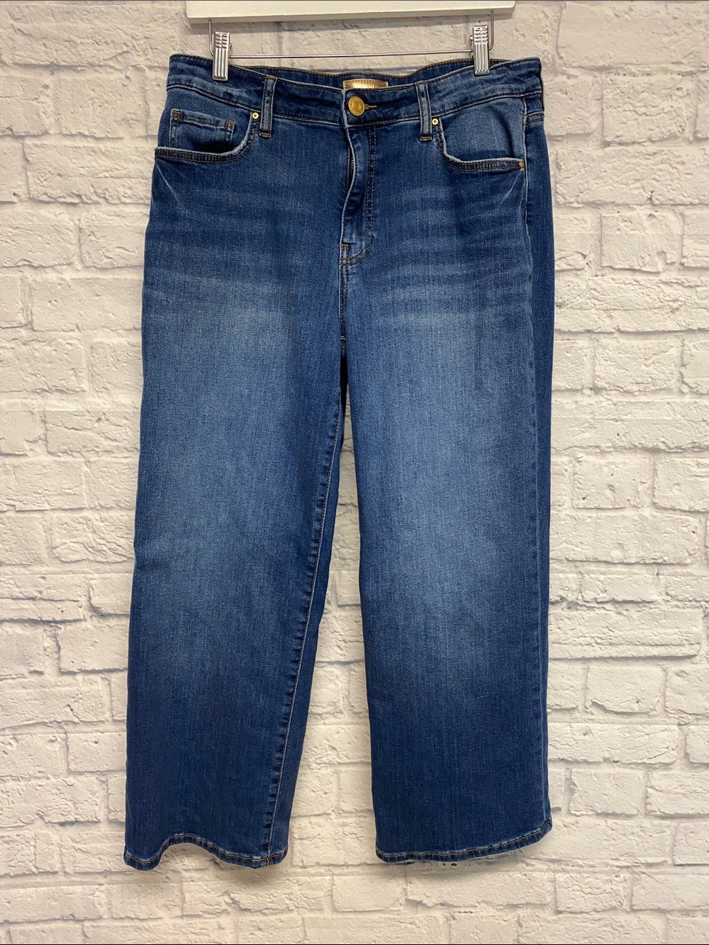 Kut from the Kloth Charlotte High Rise Wide Leg Cropped Jeans Size 10